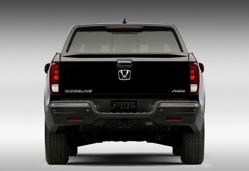 2017 HONDA RIDGELINE