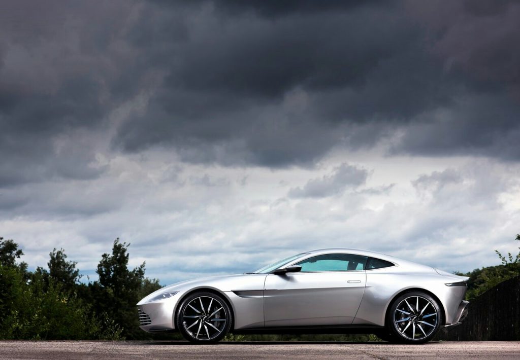 ASTON MARTIN DB10