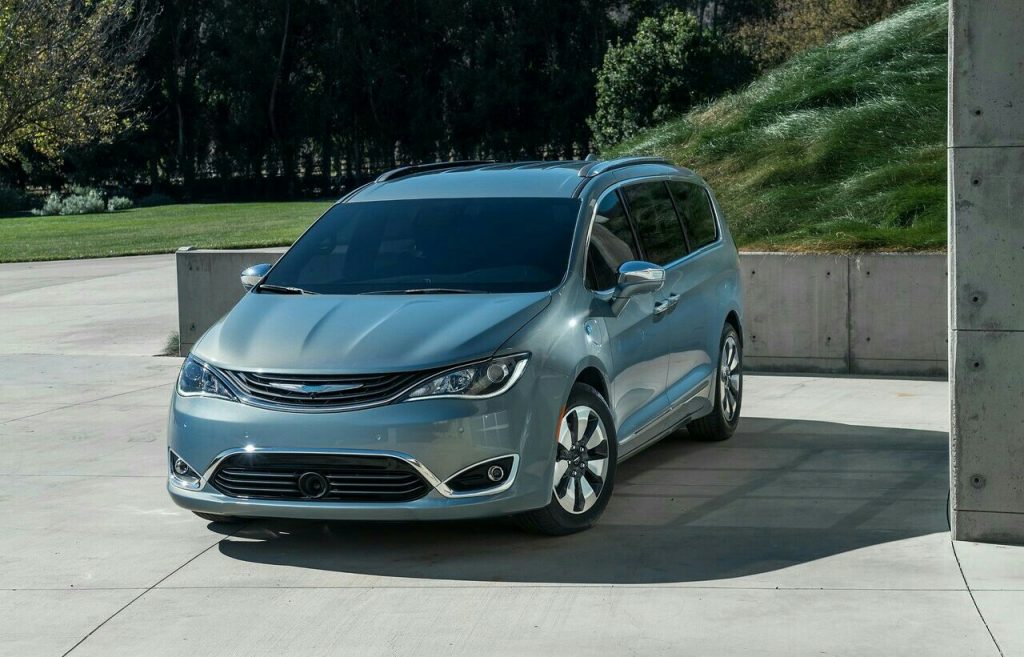 CHRYSLER PACIFICA