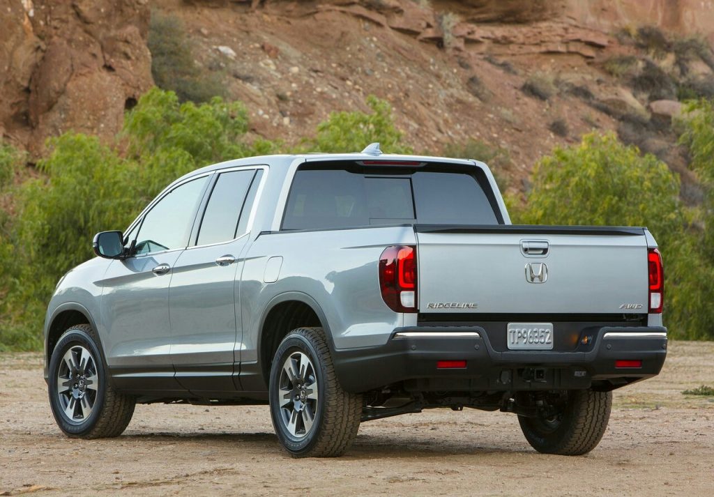 2017 HONDA RIDGELINE