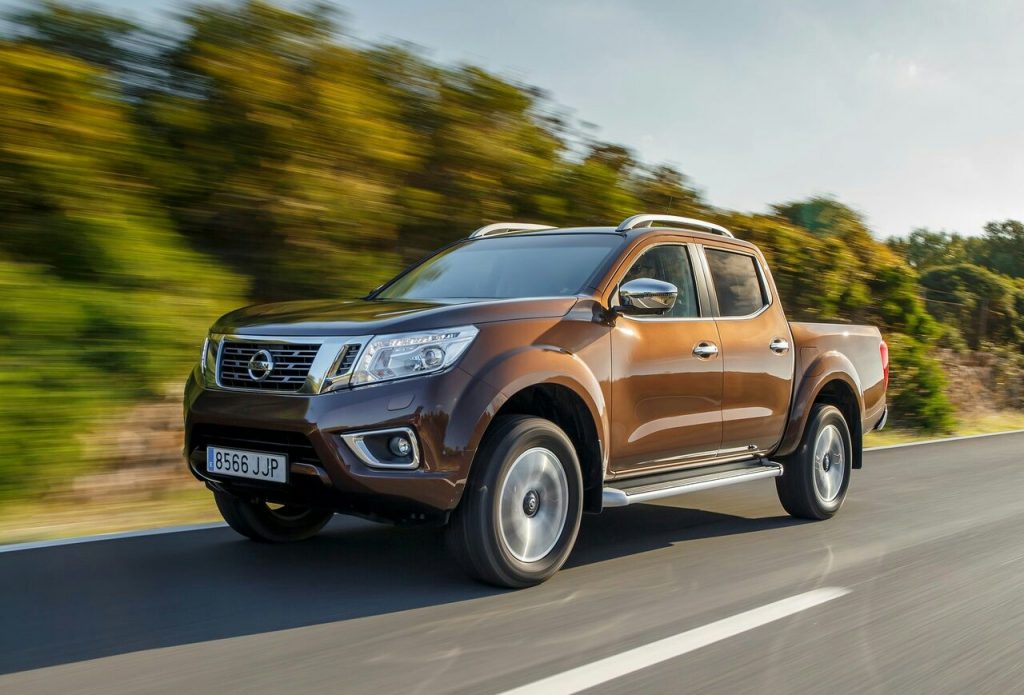 Navara NP300|Oopscars