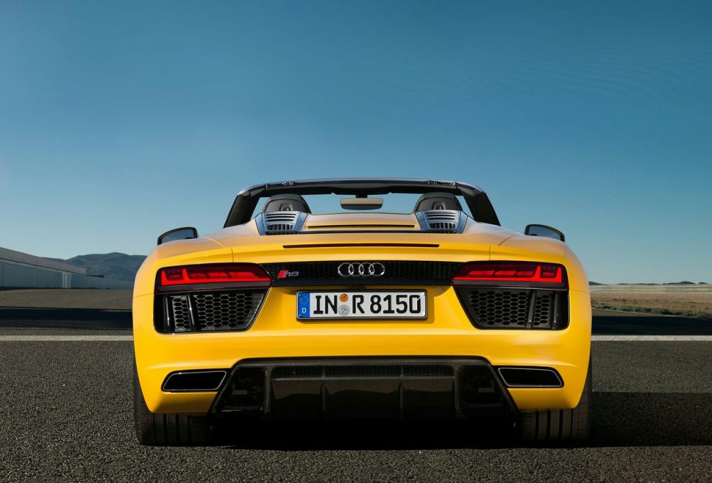 2017 AUDI R8 SPYDER V10