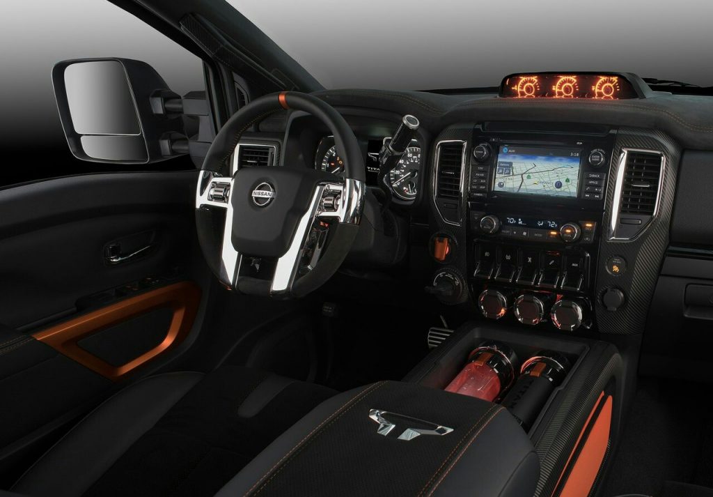 2016 NISSAN TITAN WARRIOR