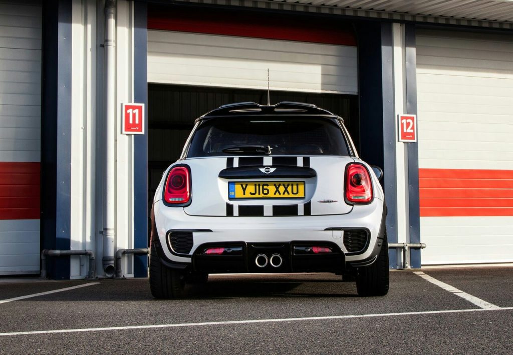 2017 MINI JOHN COOPER WORKS Challenge