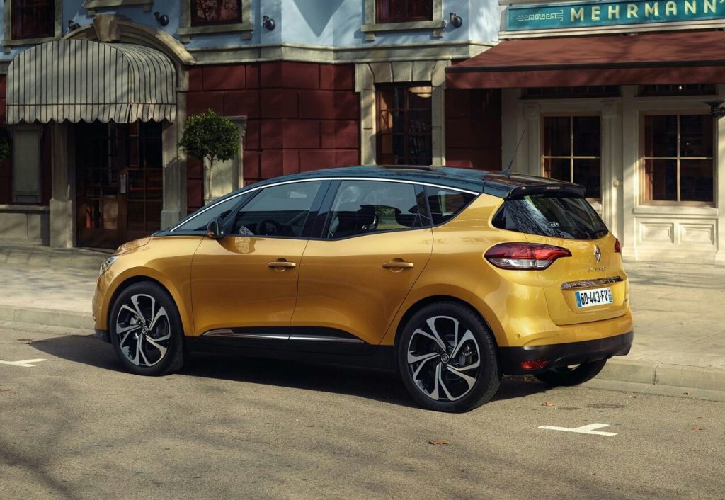 2017 RENAULT SCENIC