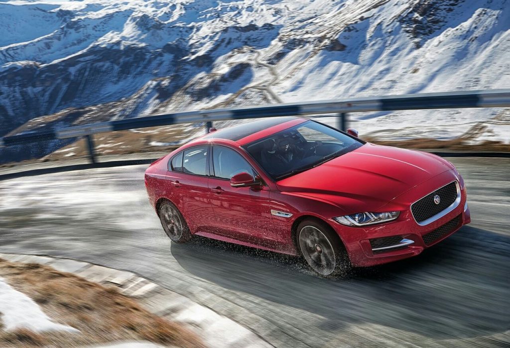 Jaguar XE AWD