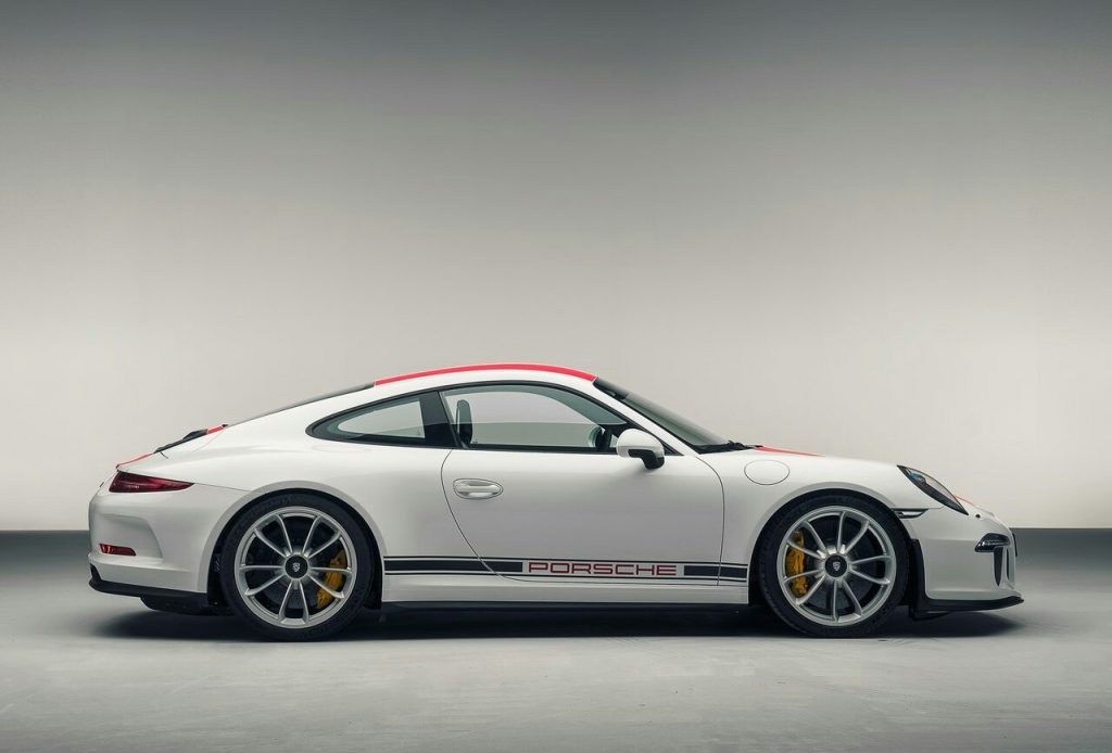 2017 PORSCHE 911 R