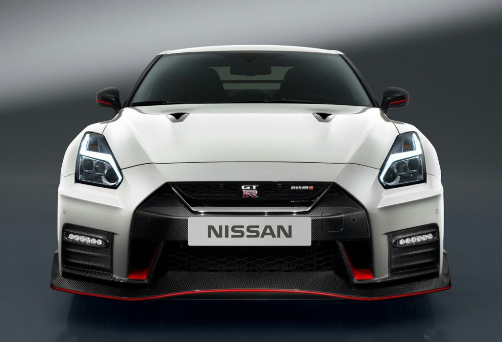 2017 NISSAN GT-R NISMO