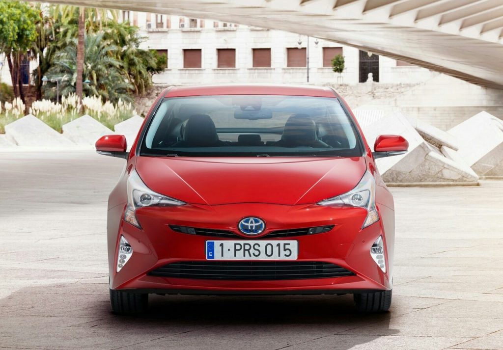 2016 TOYOTA PRIUS