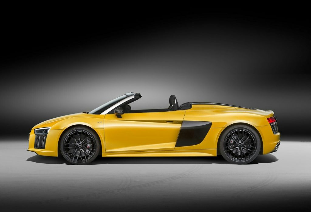 2017 AUDI R8 SPYDER V10