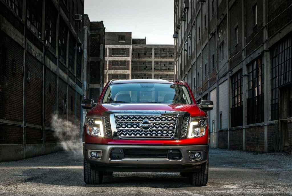 2017 NISSAN TITAN