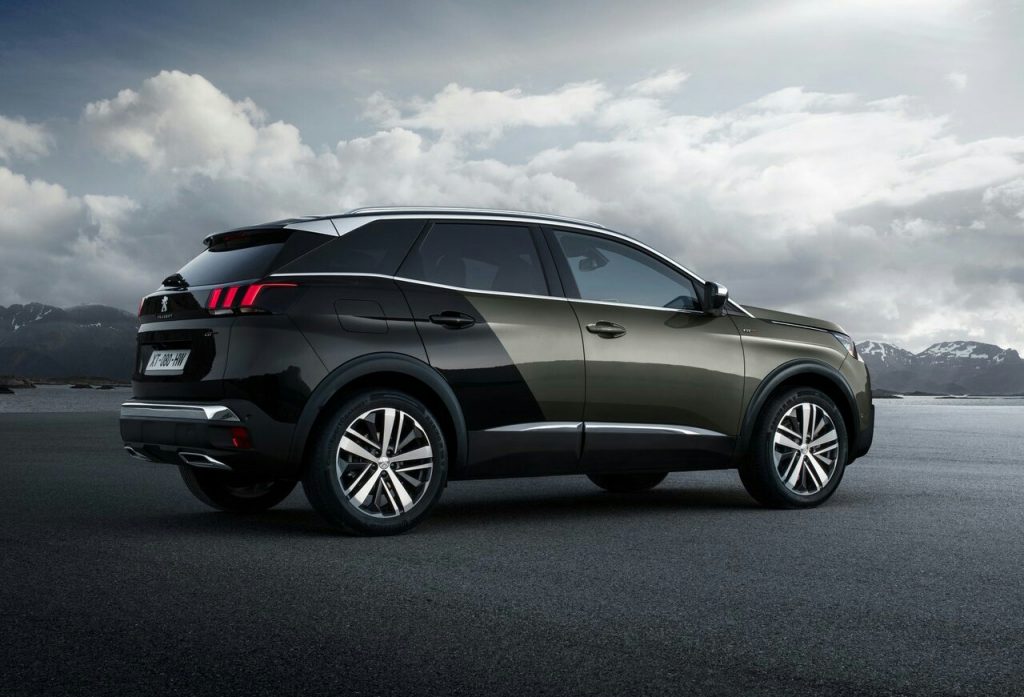 2017 PEUGEOT 3008 GT