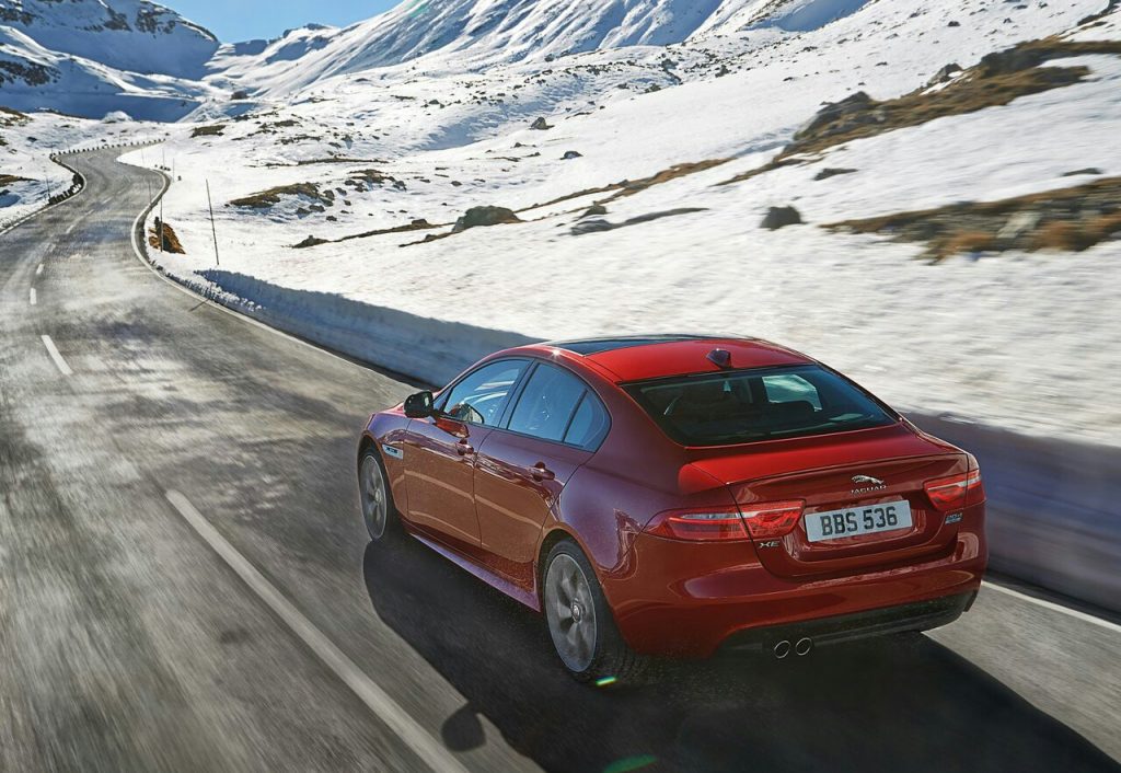Jaguar XE AWD