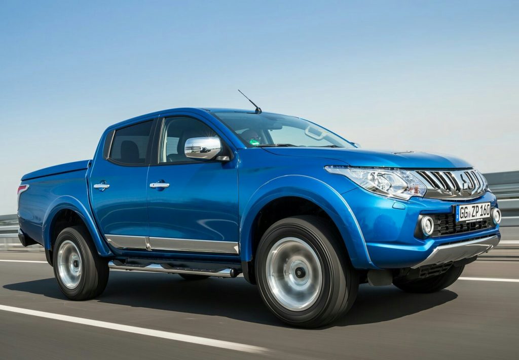 2017 MITSUBISHI L200