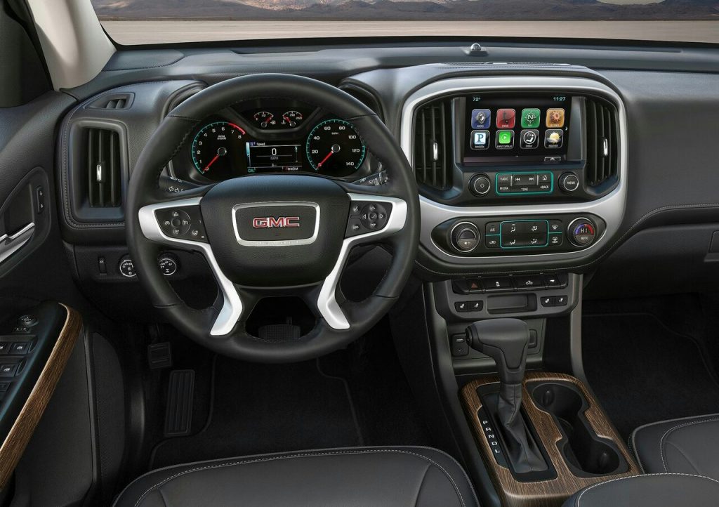 2017 GMC CANYON DENALI