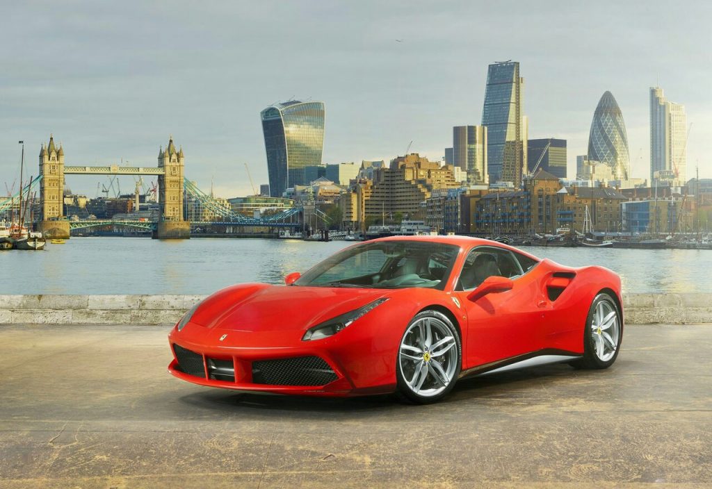 2017 FERRARI 488 GTB