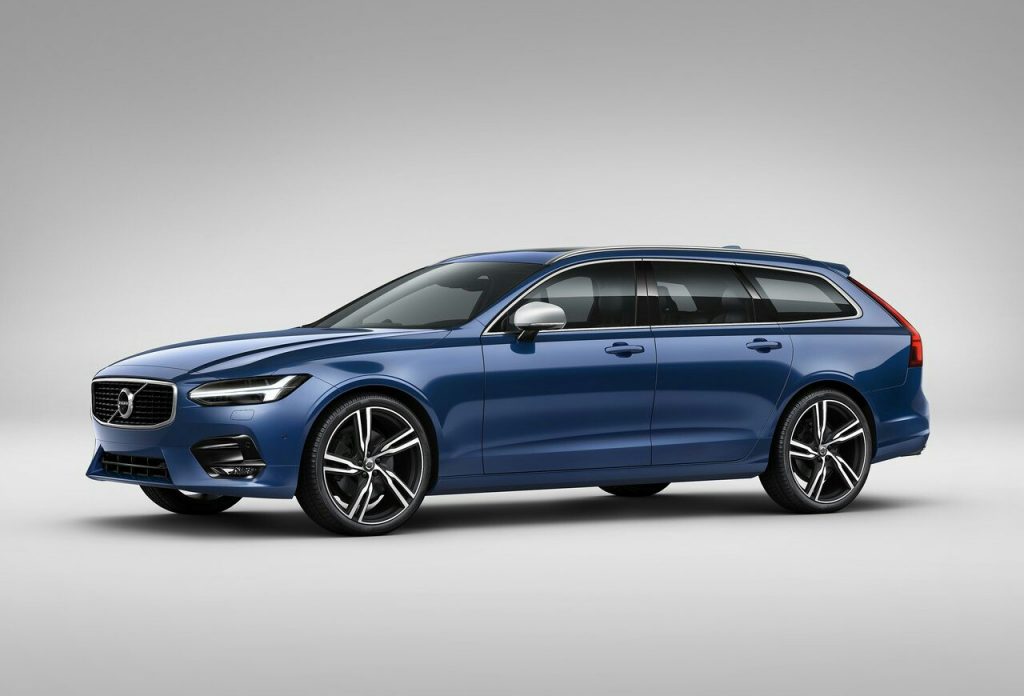 2017 VOLVO V90