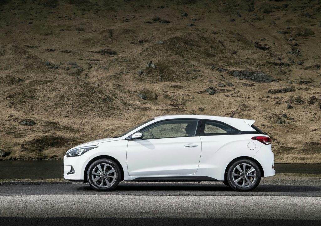 2016 HYUNDAI i20 Coupe