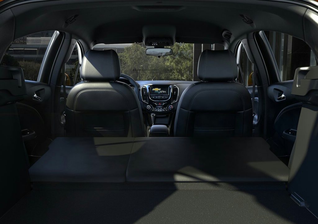 2017 Chevrolet Cruze Hatchback|Oopscars