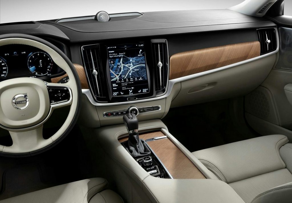 VOLVO V90 ESTATE