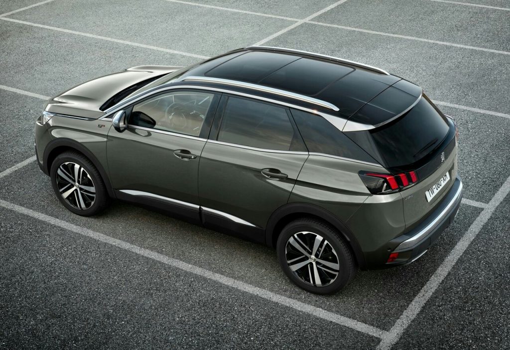 2017 PEUGEOT 3008 GT