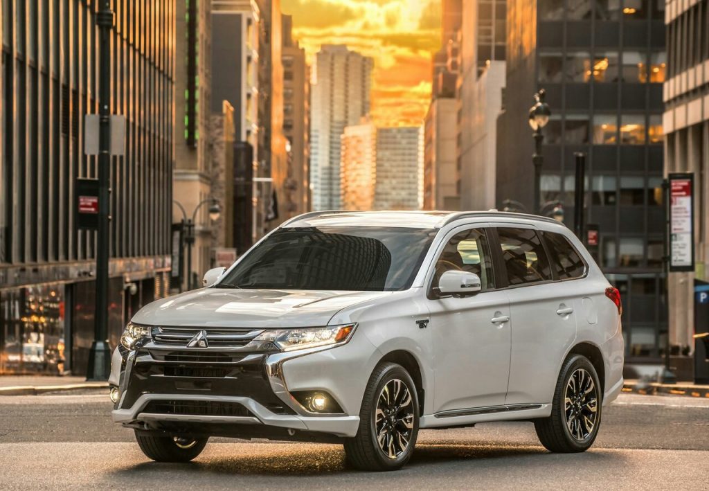 2017 MITSUBISHI OUTLANDER PHEV