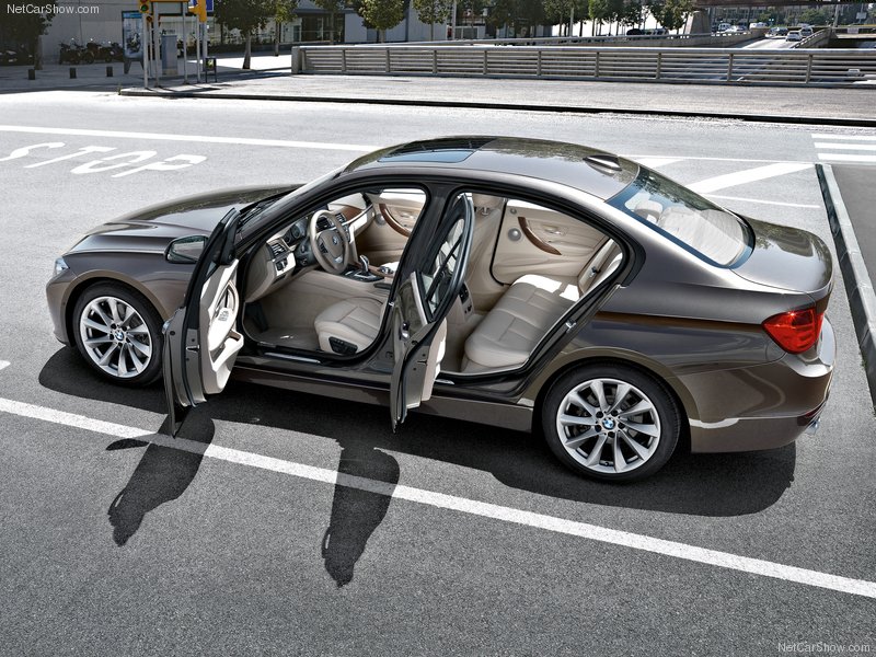 NEW BMW 3 SERIES,NEUE BMW 3…OOPS!