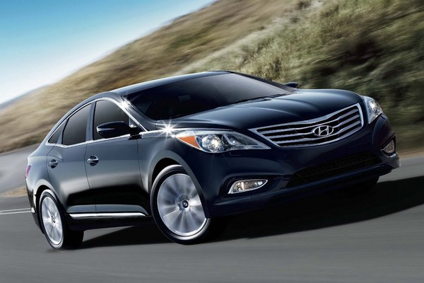 2012 HYUNDAI AZERA