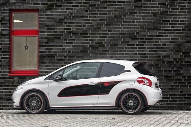 PEUGEOT 208 tuned by MUSKETIER