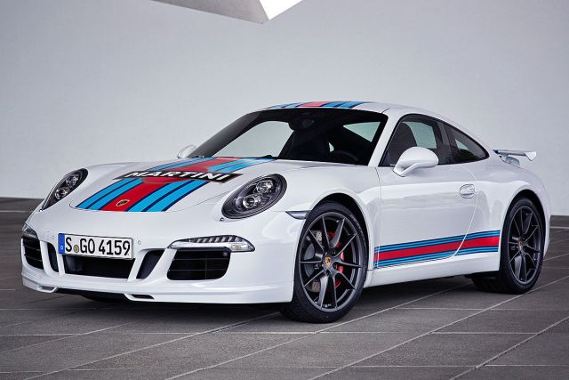 PORSCHE_911_CARRERA_S_MARTINI RACING_pic-2