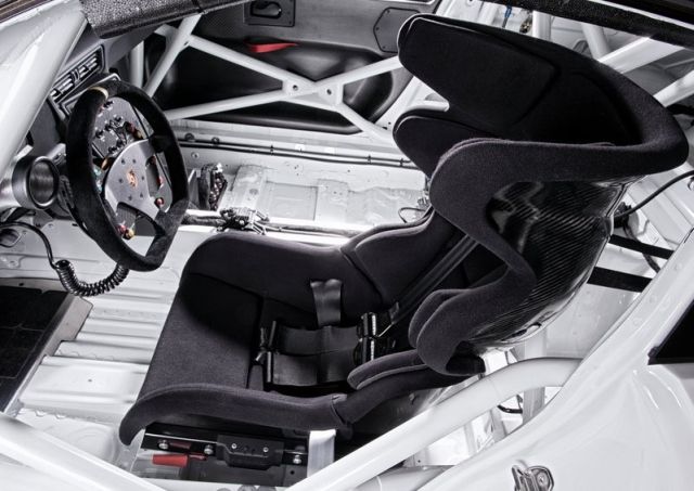 PORSCHE 911 GT3 CUP
