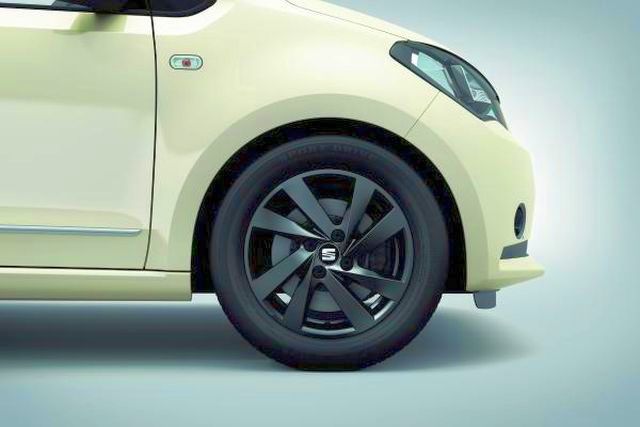 SEAT Mii by MANGO