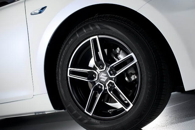 SUZUKI_KIZASHI_ECOCHARGE_Hybrid_Wheel&Rim_pic-13