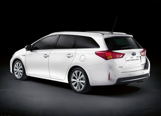 Toyota auris sw