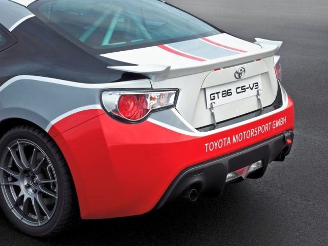 TOYOTA_GT86_CS-V3-Rally_Car_rear_pic-8