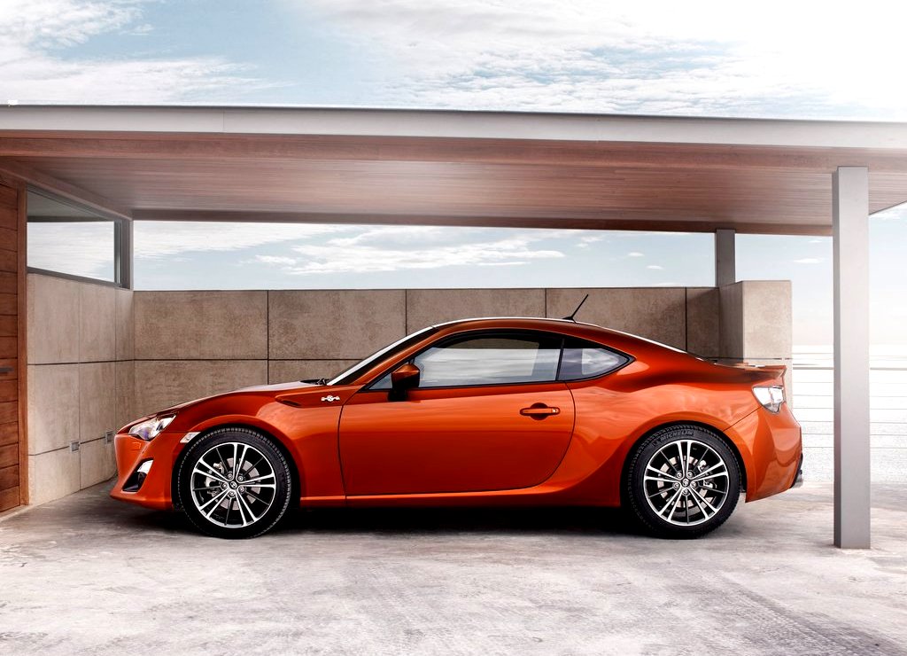 GT 86 … TOYOTA GT 86…!