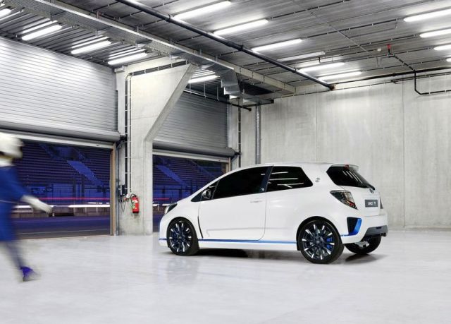 Concept TOYOTA YARIS HYBRID R