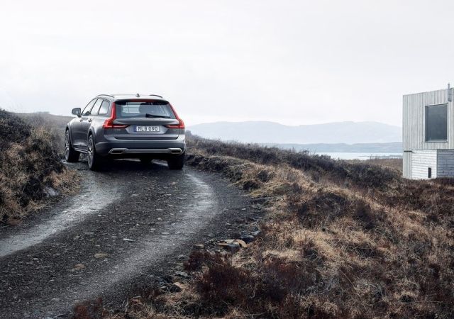 volvo_v90_cross_country_pic-9