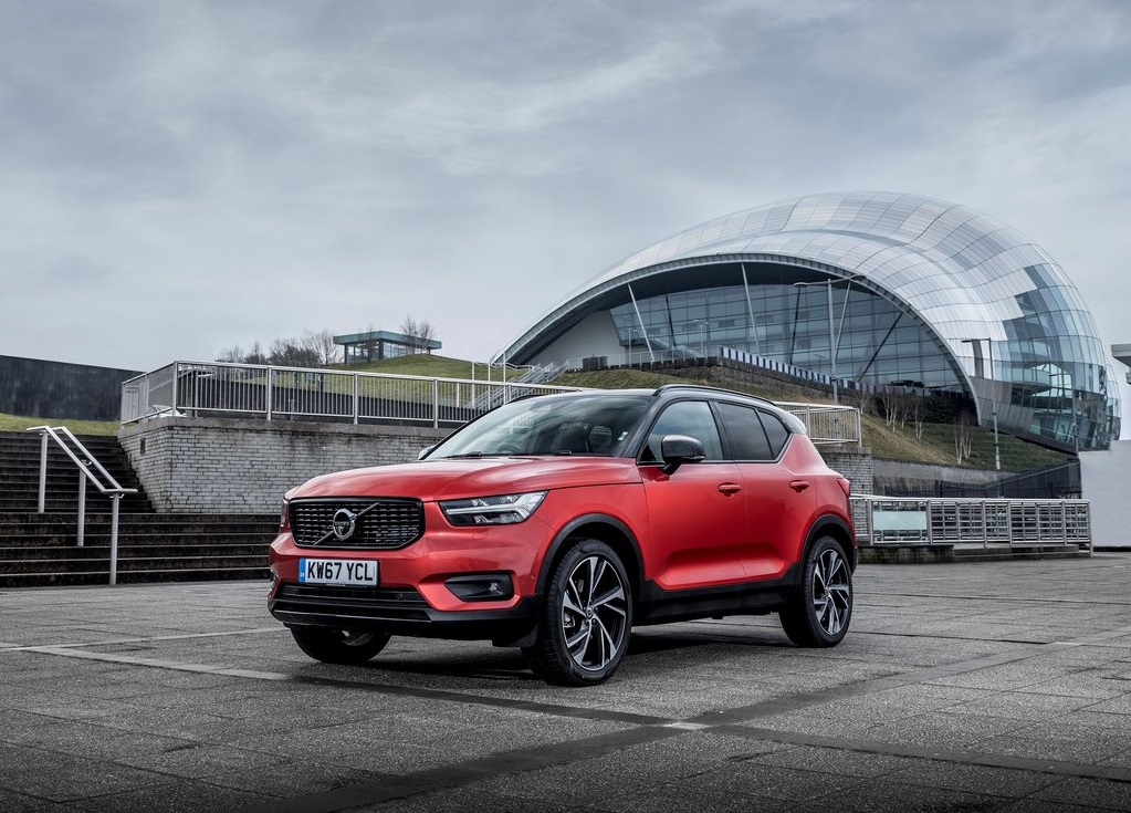 VOLVO XC 40