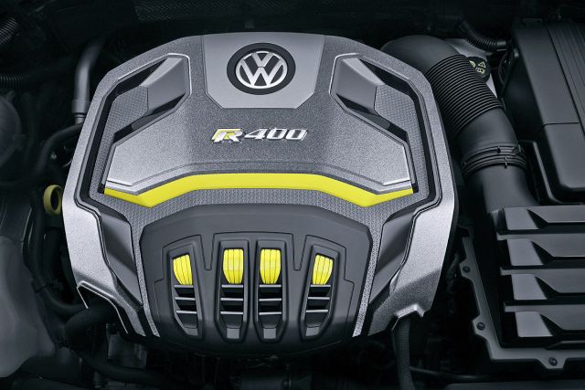 VW GOLF R-400