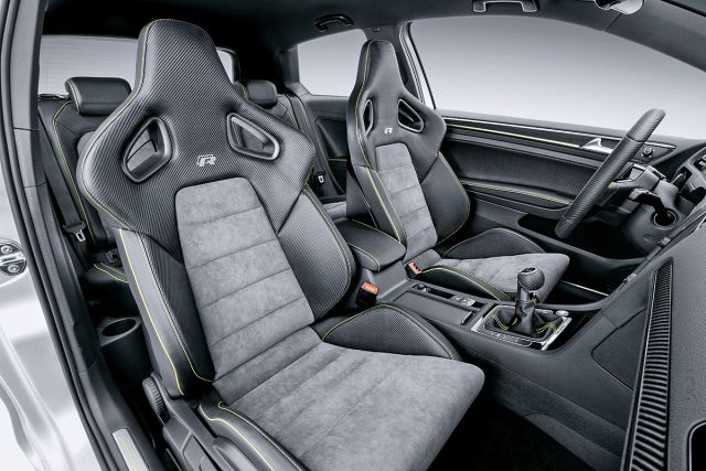 VW_GOLF_R-400_interior-pic-7