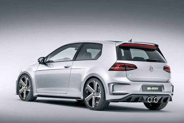 VW GOLF R-400