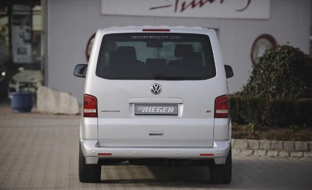 VW_T5_Multivan_Rieger_Tuning_rear_view_pic-4