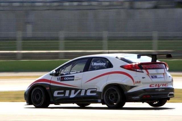 WTCC_HONDA_Civic_pic-2