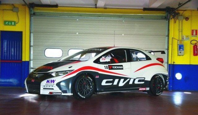 WTCC_HONDA_Civic_pic-5