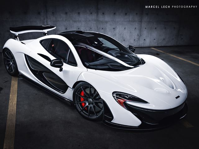 2015 McLaren P1