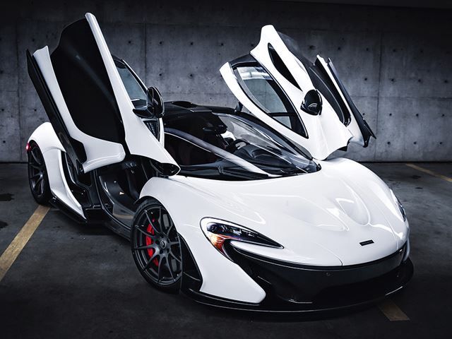 White_McLaren_P1_pic-5