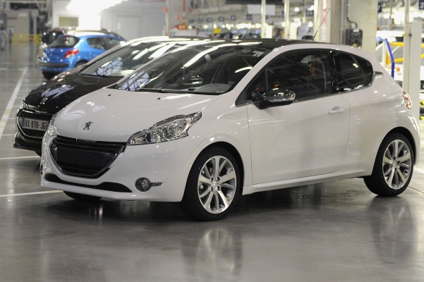 NEW 2013 PEUGEOT 208…208 GTI